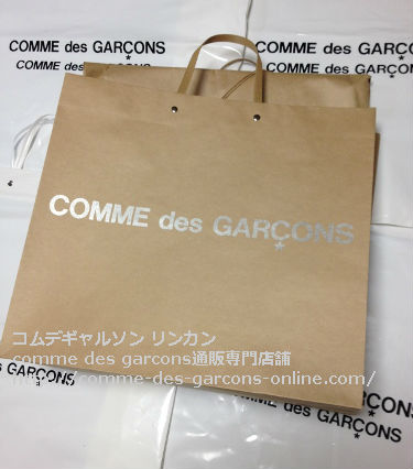 4-COMME des GARCONSビニールトートバッグ取り扱い店