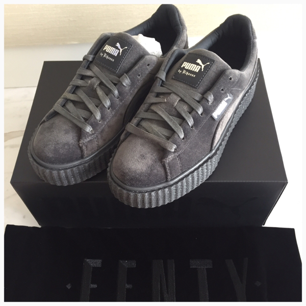 PUMA FENTY VELVET プーマ リアーナ クリーパー Grey