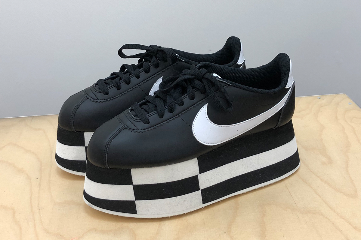 アリアナ グランデ着用 コムデギャルソン ナイキ コルテッツ Nike Cortez 超厚底コラボ コムデギャルソン リンカン Comme Des Garcons通販店舗