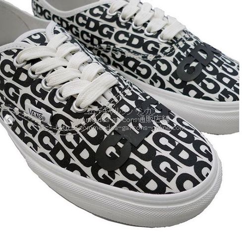 コムデギャルソンCDG限定 VANS（バンズ) VAULT AUTHENTIC スニーカー コムデギャルソン限定コラボ