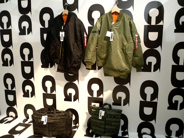 詳細は画像2参照CDG x ALPHA BIAS MA-1 JACKET