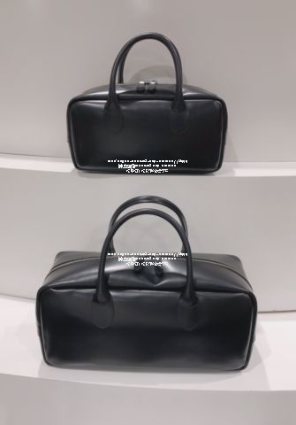 COMME des GARCONS Logo Emboss Leather Boston Bag Black