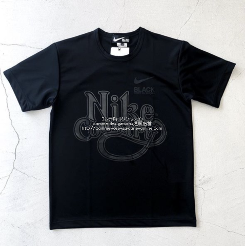 ブラック コムデギャルソン2020SS NIKEコラボTシャツ-NIKE COUNTRY-