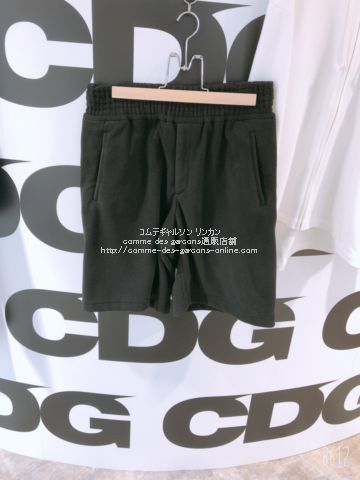 【美品】Comme des Garcons BLACK ショートパンツ