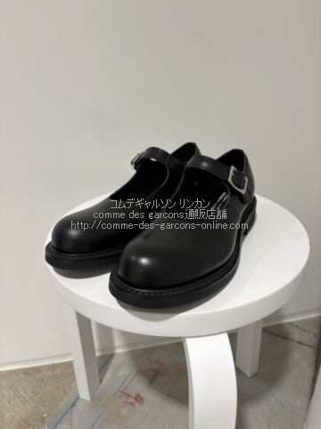 comcom-shoes-onestrap