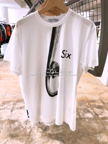 コムデギャルソン SIX グラフィックTシャツ-D-トレーディング