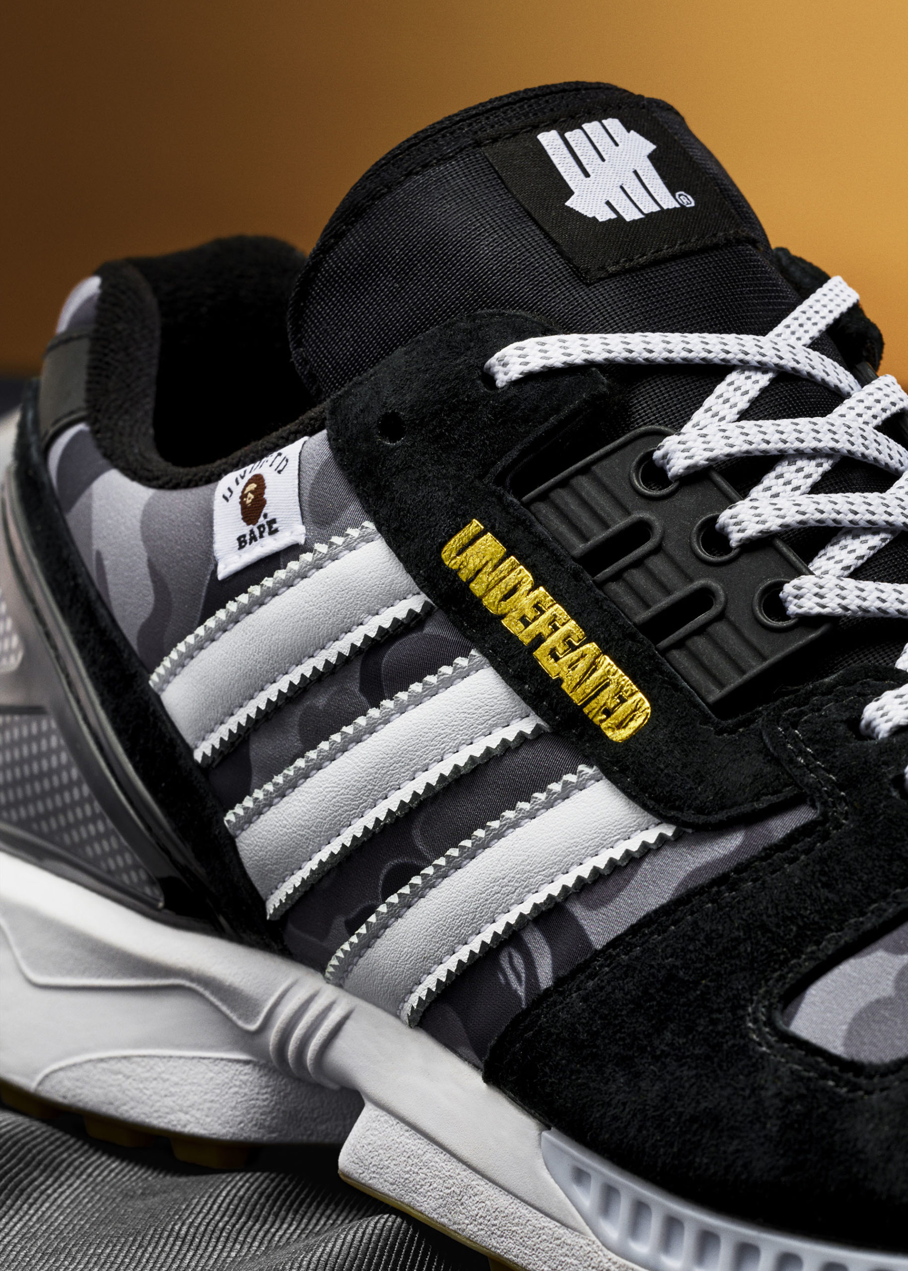 靴BAPE x UNDEFEATED x adidas ZX 8000