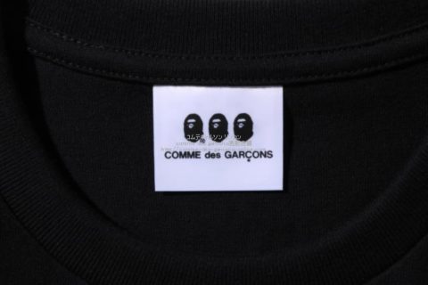 コムデギャルソン大阪 × エイプ限定Tシャツ-黒-Wロゴ・ムラ手刷りプリント-