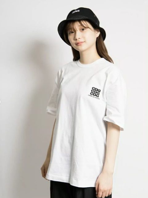 COMME des GARCONS コサージュ Tシャツ 日本製 X2411