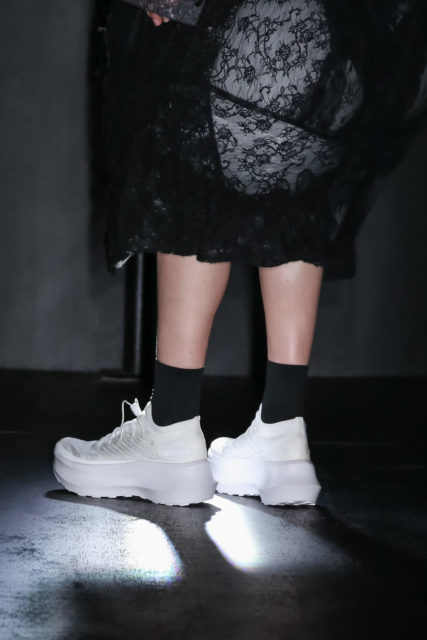 完売品】 Comme des Garcons x SALOMONスニーカー-