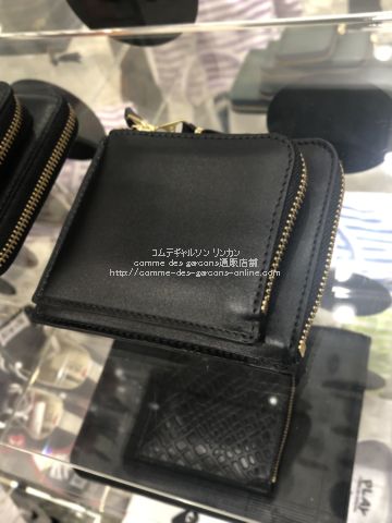 COMMEdesGARCONS  アウトサイドポケットL字型ミニ財布　23aw23aw