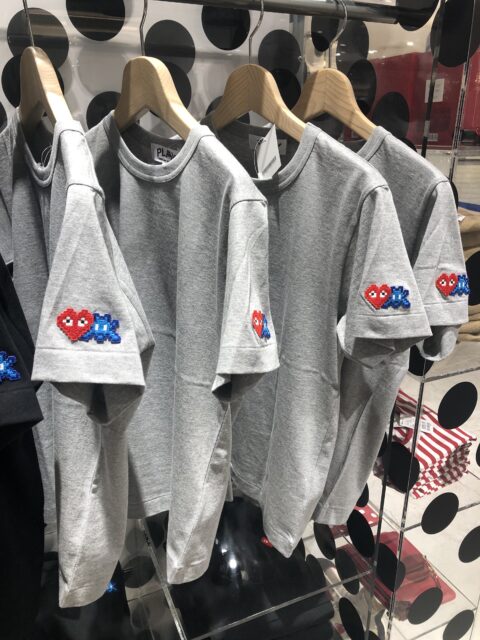 コムデギャルソン　COMME des GARÇONS  インベーダー　写真集バンクシー