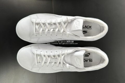 ブラックコムデギャルソン 新品 NIKE TENNIS CLASSICブラック