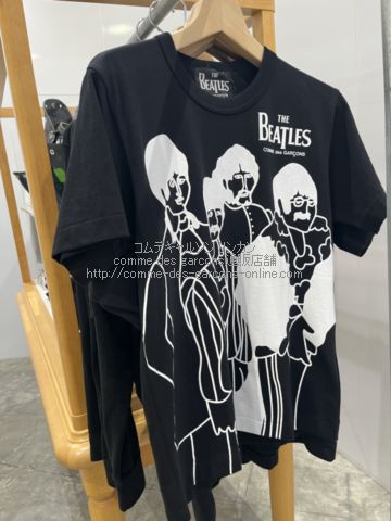 コムデギャルソン ビートルズ限定Tシャツ-黒-イエローサブマリン-メンバーイラスト