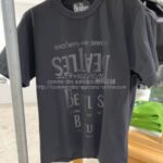 コムデギャルソン ビートルズ限定 黒ロゴTシャツ
