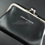 cdg-wallet-kiss-clasp