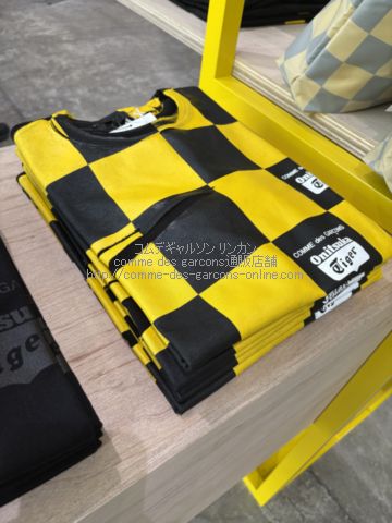 コムデギャルソン×オニツカタイガー ガーメント プリント 半袖Tシャツ