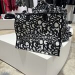 コムデギャルソン CdGロゴ ショッピングバックA-2025ホリデー・クリスマス