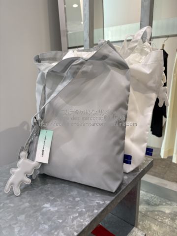 コムデギャルソンシャツ チャーム付きナイロンバッグ-26SS