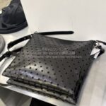 ジュンヤ・ワタナベ ステアガラスパンチング加工ハンドバッグ-26SS