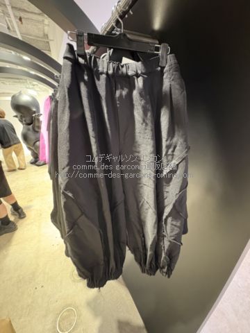 ブラック コムデギャルソン パッチワーク風バルーンパンツ-26AW