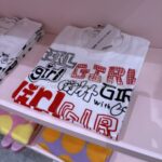 コムデギャルソンガール ロゴ＆メッセージTシャツ-NR-T505-26AW