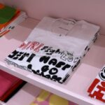 コムデギャルソンガール ロゴ＆メッセージTシャツ-NR-T506-26AW